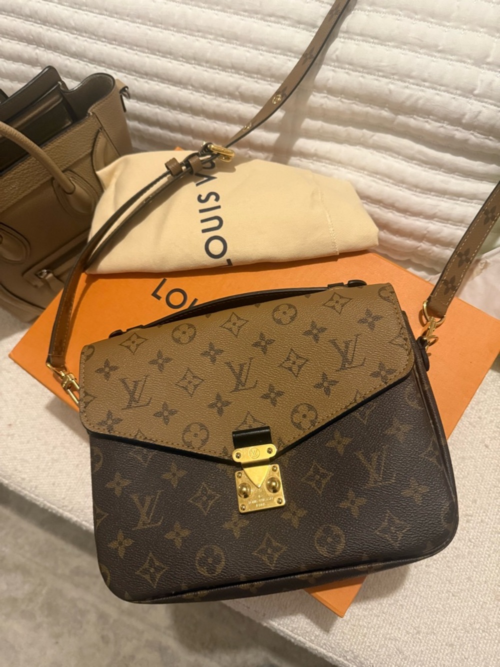 Louis Vuitton Two-Tone Monogram Pochette Métis - Brown & Tan - Picture 2 of 10